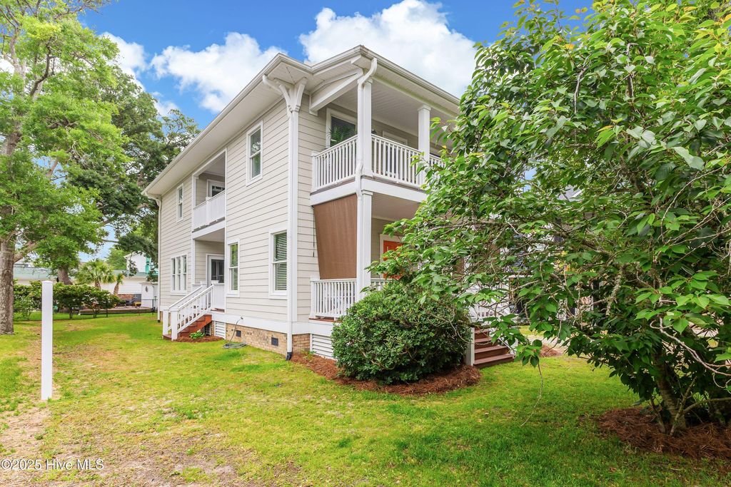 Photo of 114 NE 42nd Street, Oak Island, NC 28465 (MLS # 100507890)