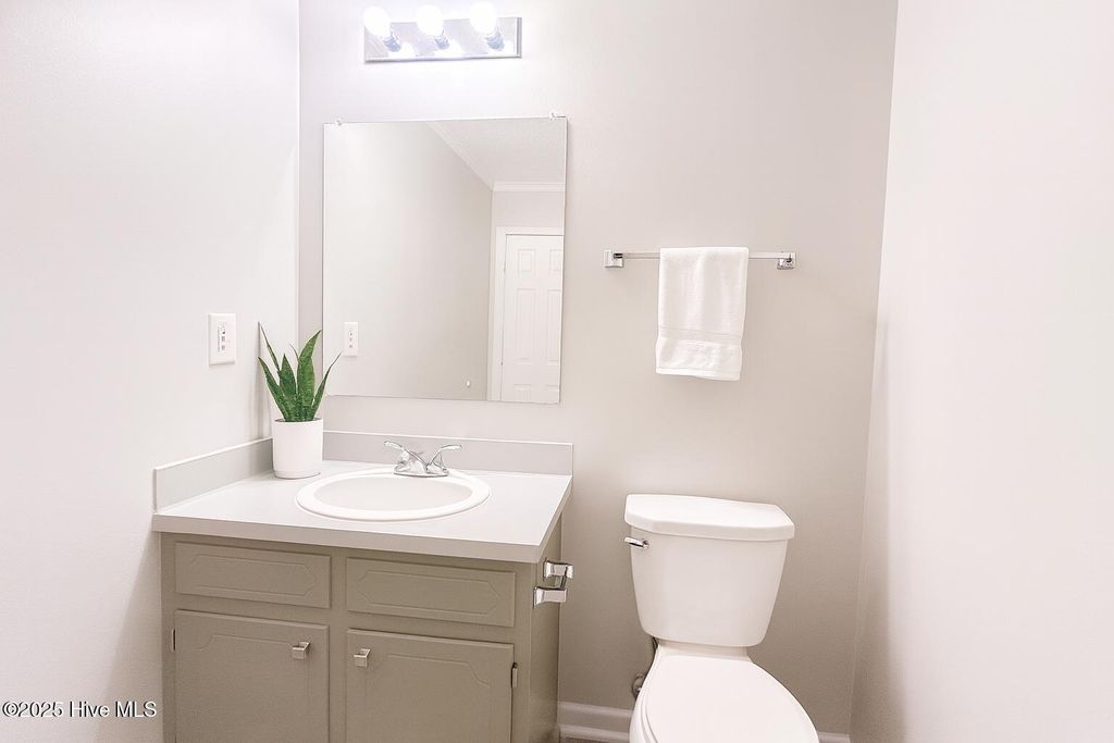 Photo of 1117 Grovemont Drive #I4, Greenville, NC 27834 (MLS # 100529399)