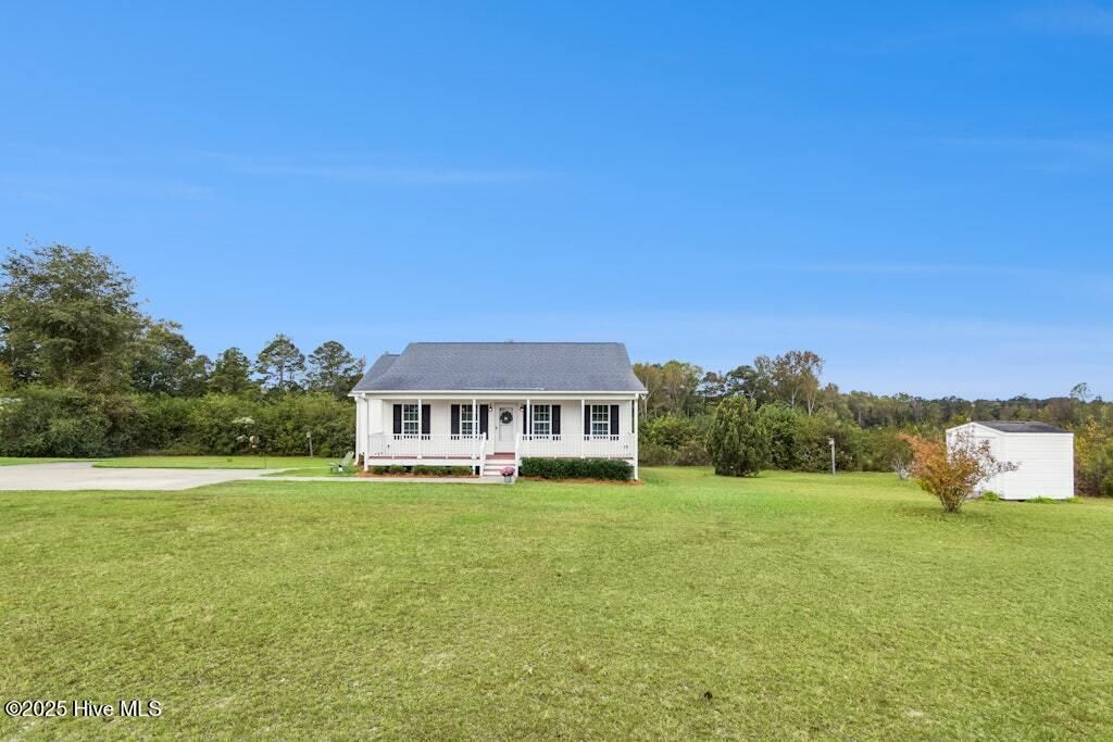 Photo of 1052 Aquilla Road, Benson, NC 27504 (MLS # 100536238)