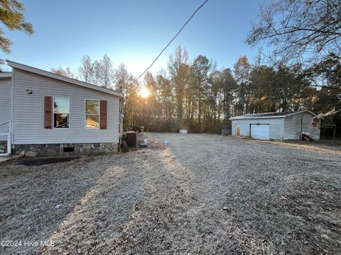 A home in Laurinburg