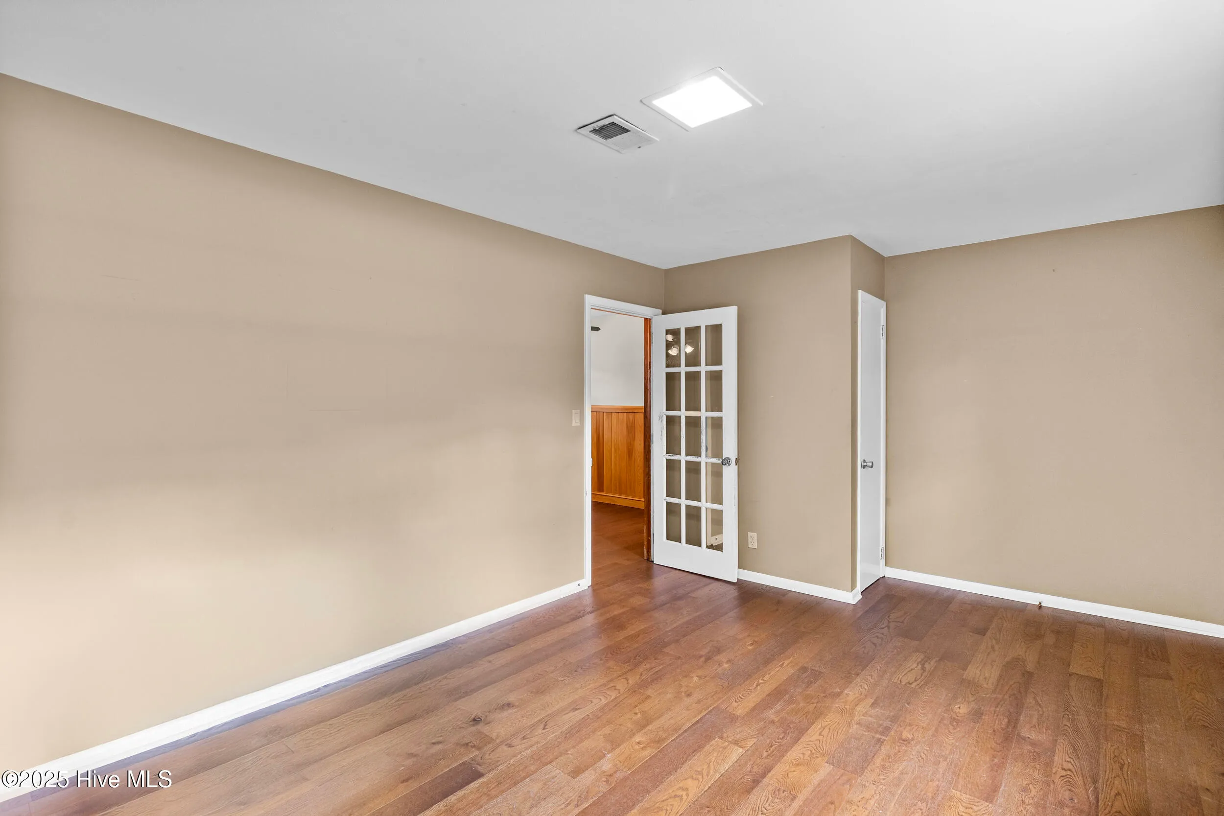 Wilmington, North Carolina 28405, United States, 3 Bedrooms Bedrooms, ,2 BathroomsBathrooms,Residential,Pending,157223