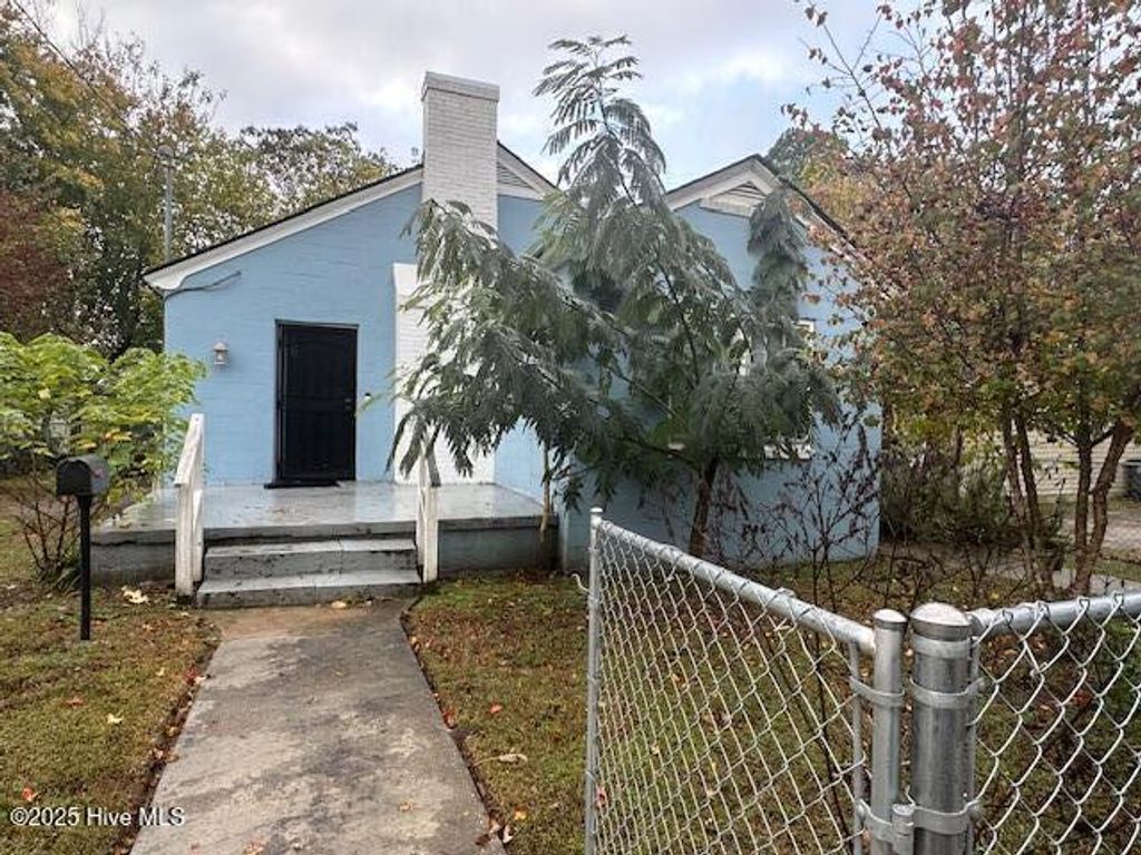 Photo of 605 Dexter Street, Rocky Mount, NC 27803 (MLS # 100538893)