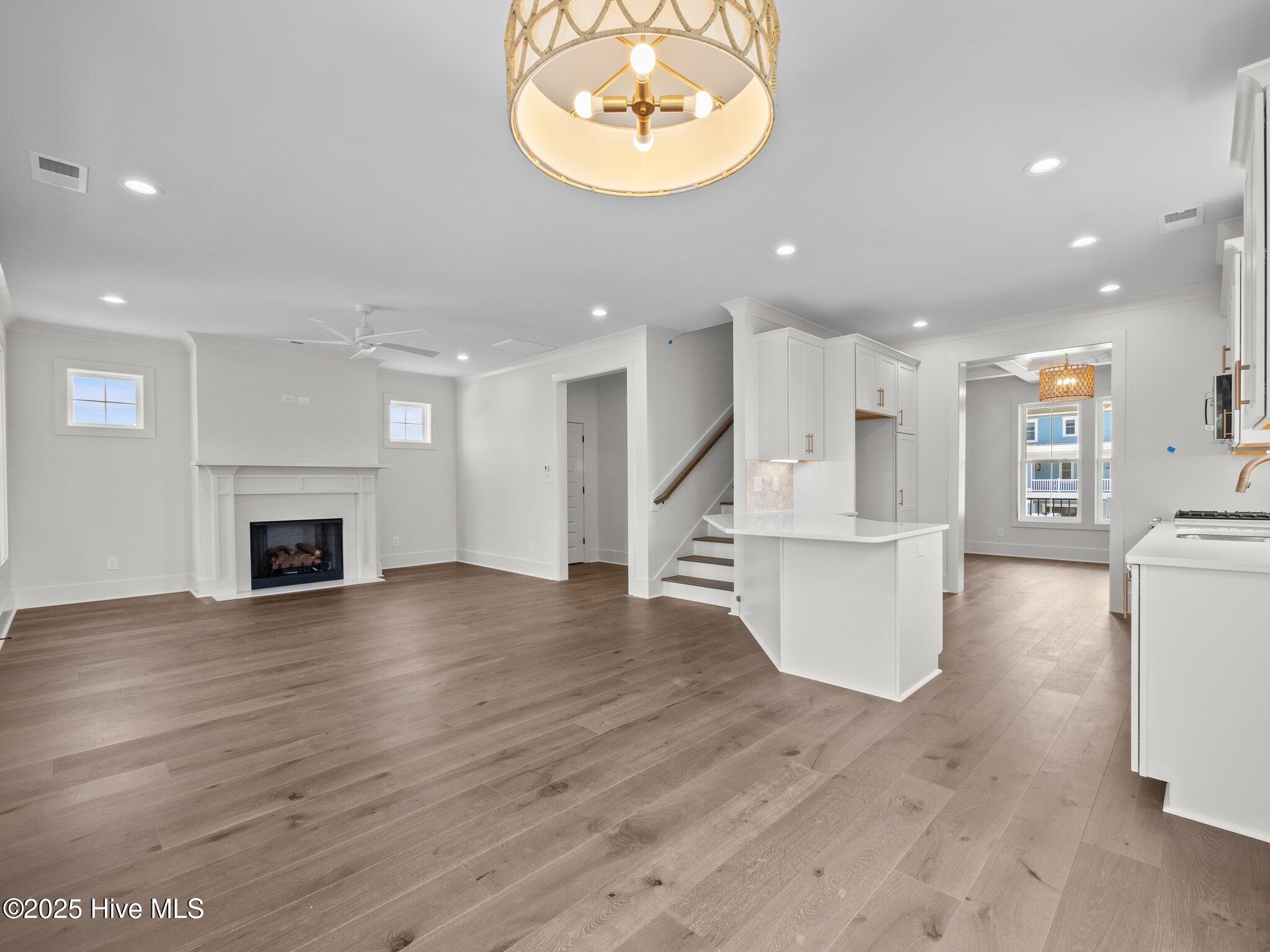 609 Cannonsgate Drive