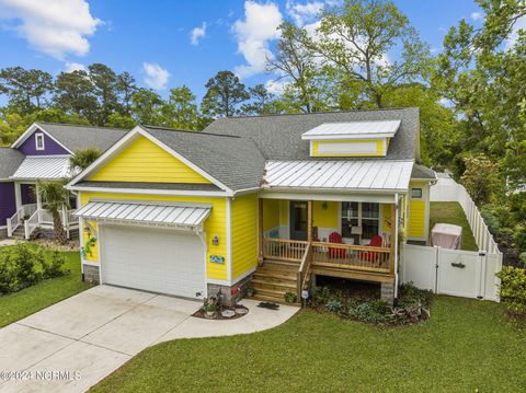 A home in Oak Island