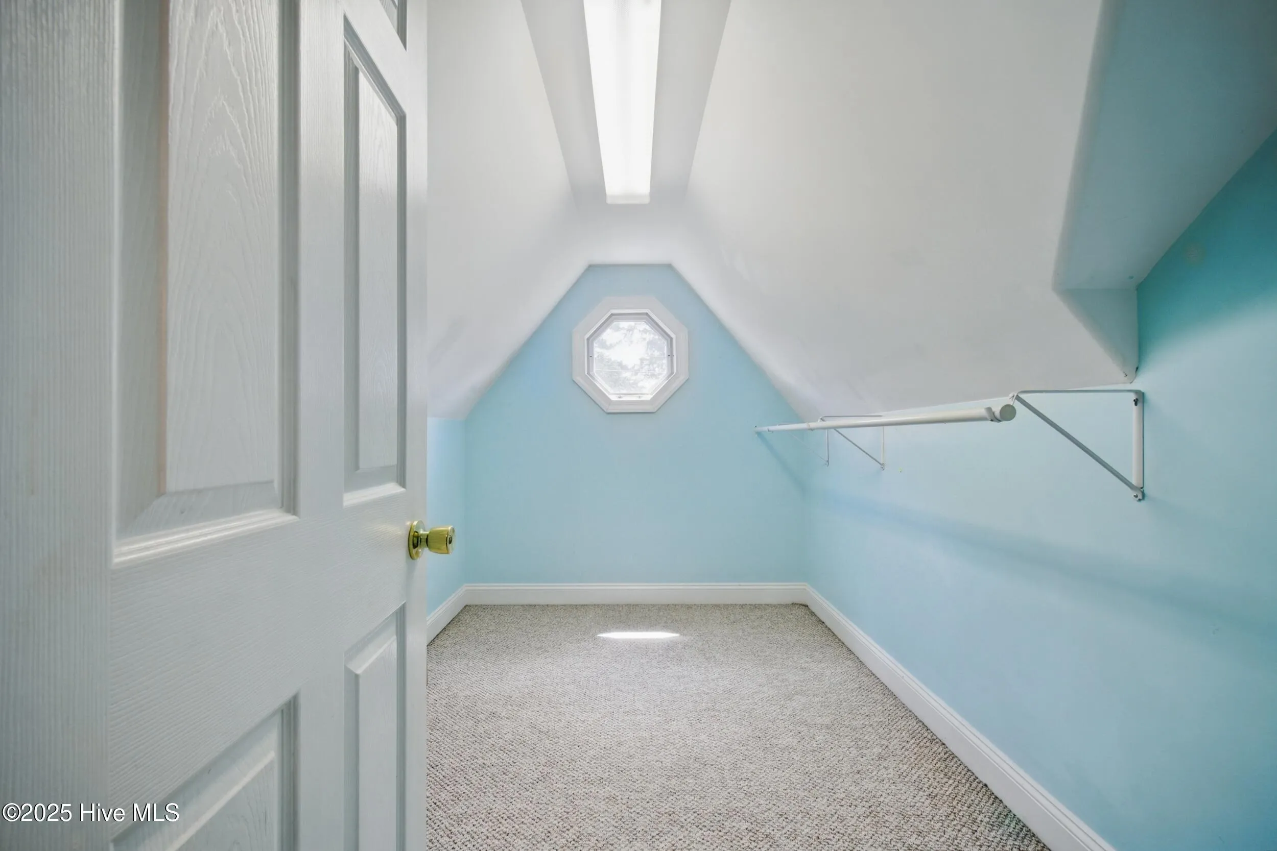 Elizabeth City, North Carolina 27909, United States, 3 Bedrooms Bedrooms, ,2 BathroomsBathrooms,Residential,Pending,123547