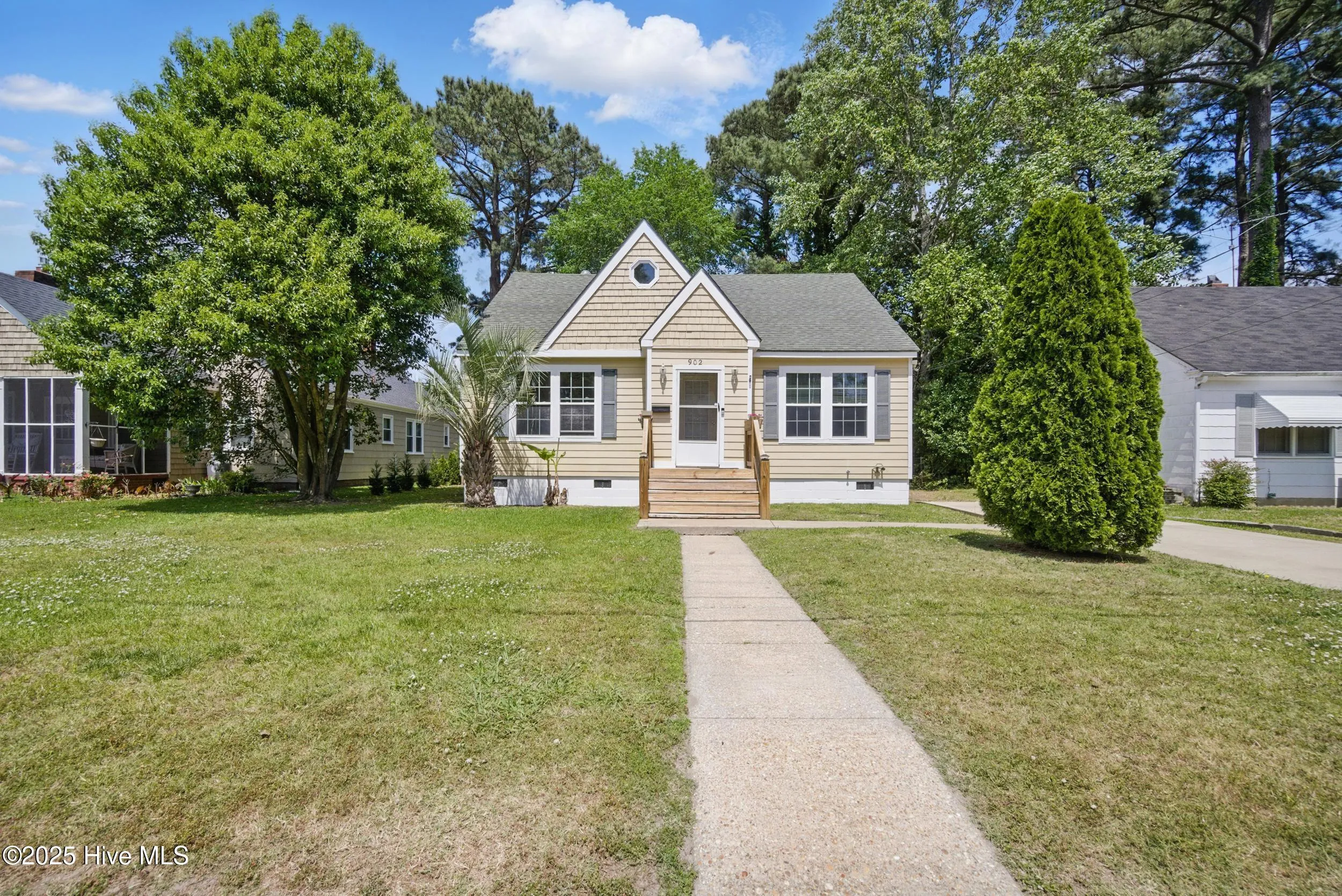 Elizabeth City, North Carolina 27909, United States, 3 Bedrooms Bedrooms, ,2 BathroomsBathrooms,Residential,Pending,123547