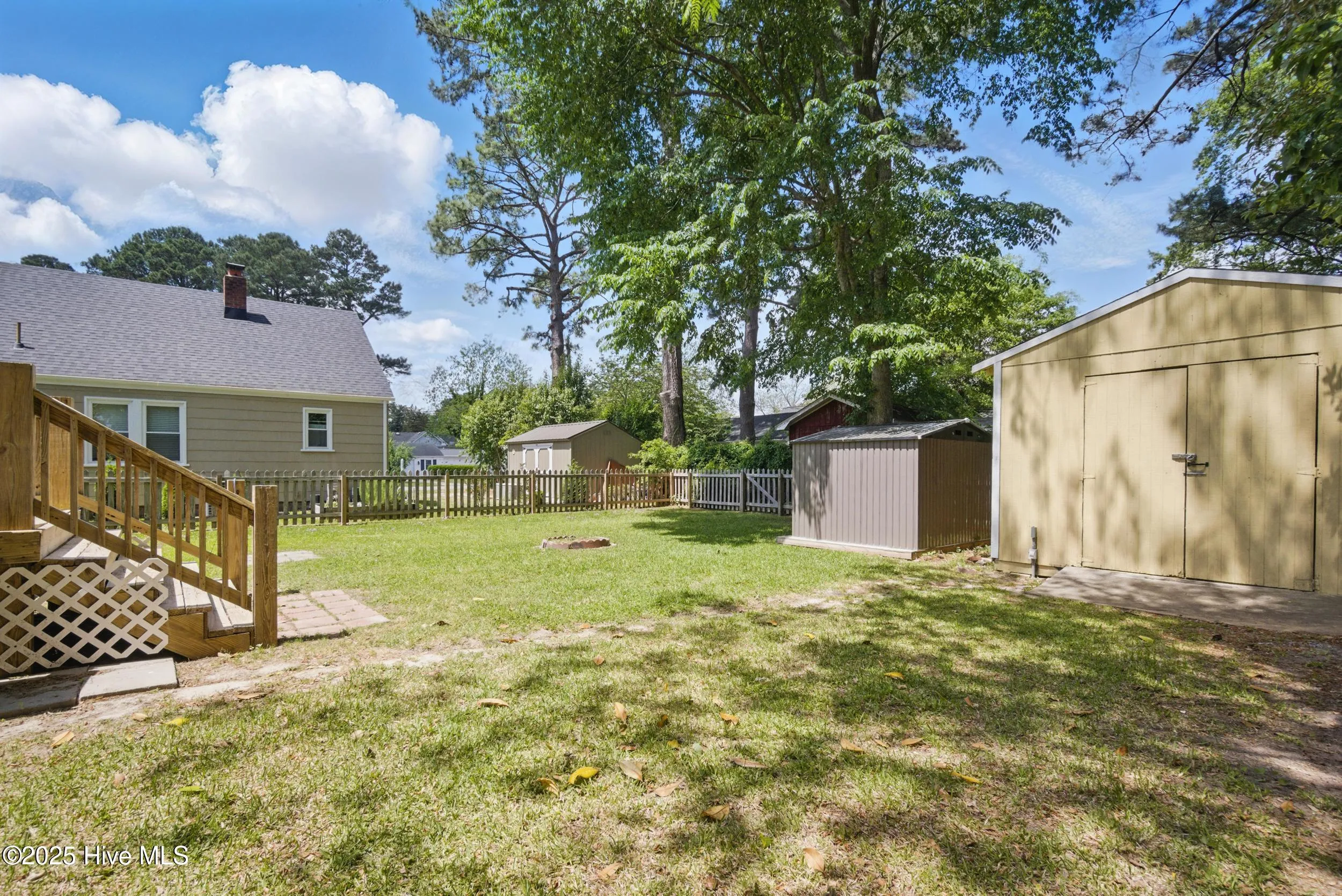 Elizabeth City, North Carolina 27909, United States, 3 Bedrooms Bedrooms, ,2 BathroomsBathrooms,Residential,Pending,123547