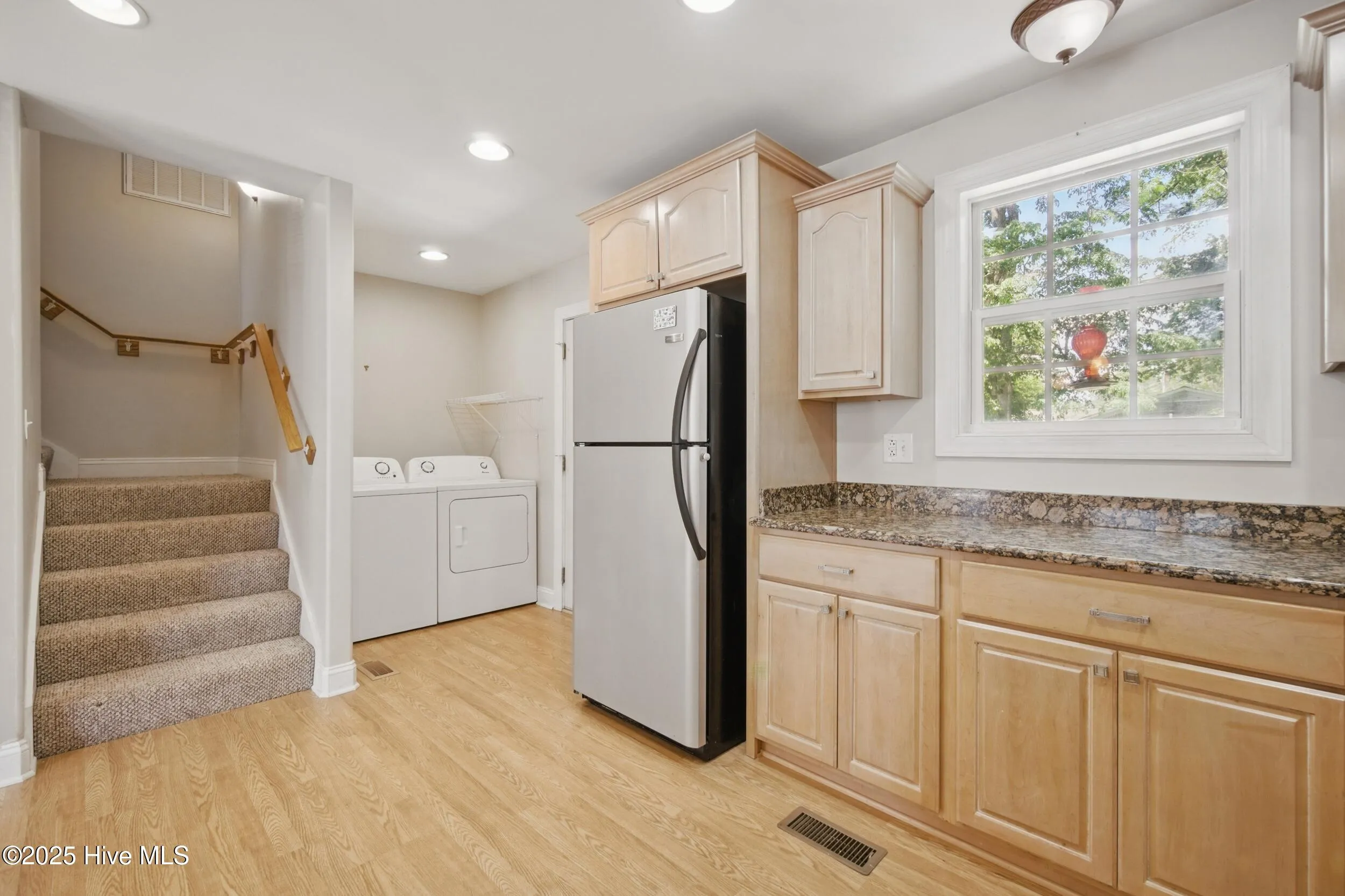 Elizabeth City, North Carolina 27909, United States, 3 Bedrooms Bedrooms, ,2 BathroomsBathrooms,Residential,Pending,123547