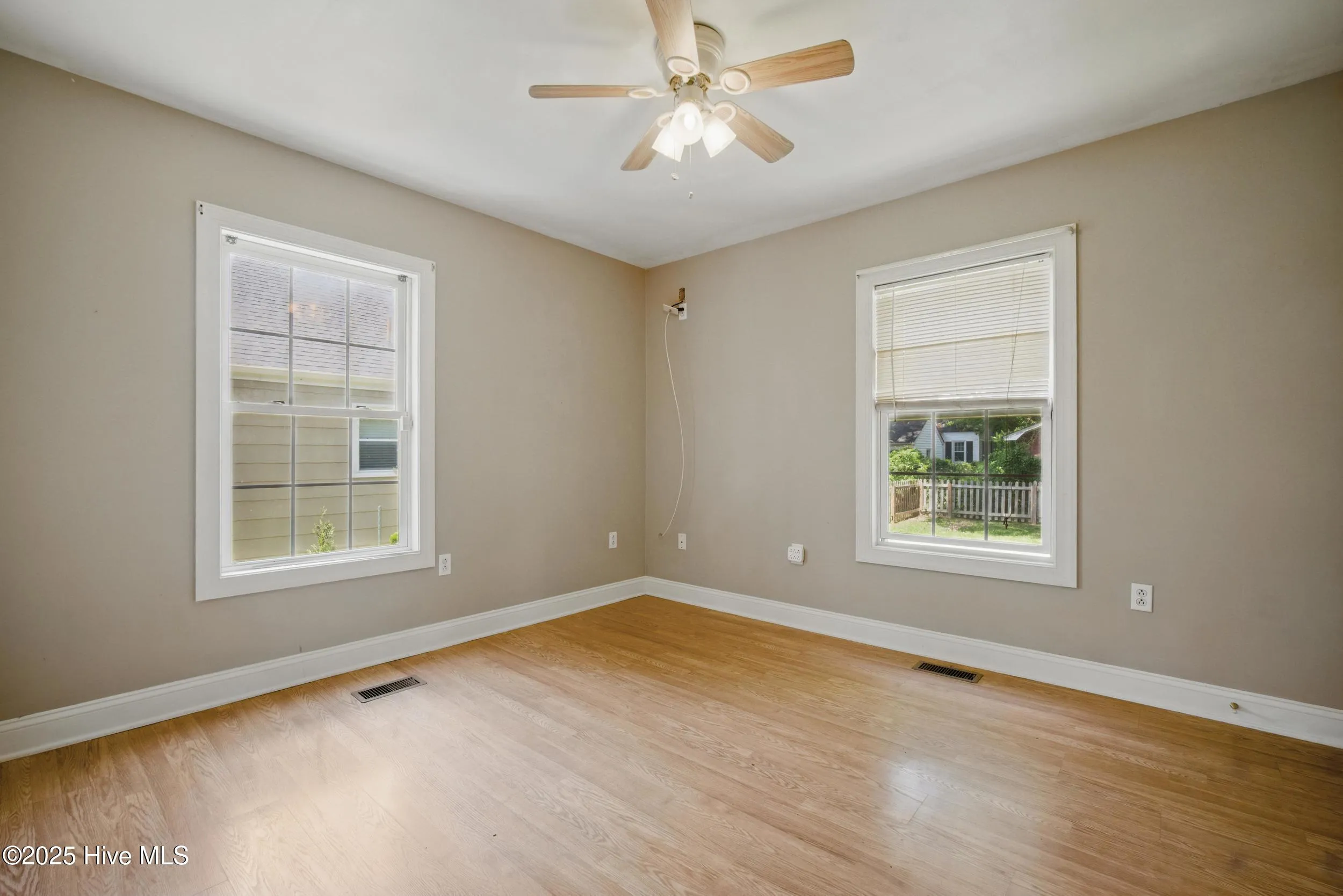 Elizabeth City, North Carolina 27909, United States, 3 Bedrooms Bedrooms, ,2 BathroomsBathrooms,Residential,Pending,123547