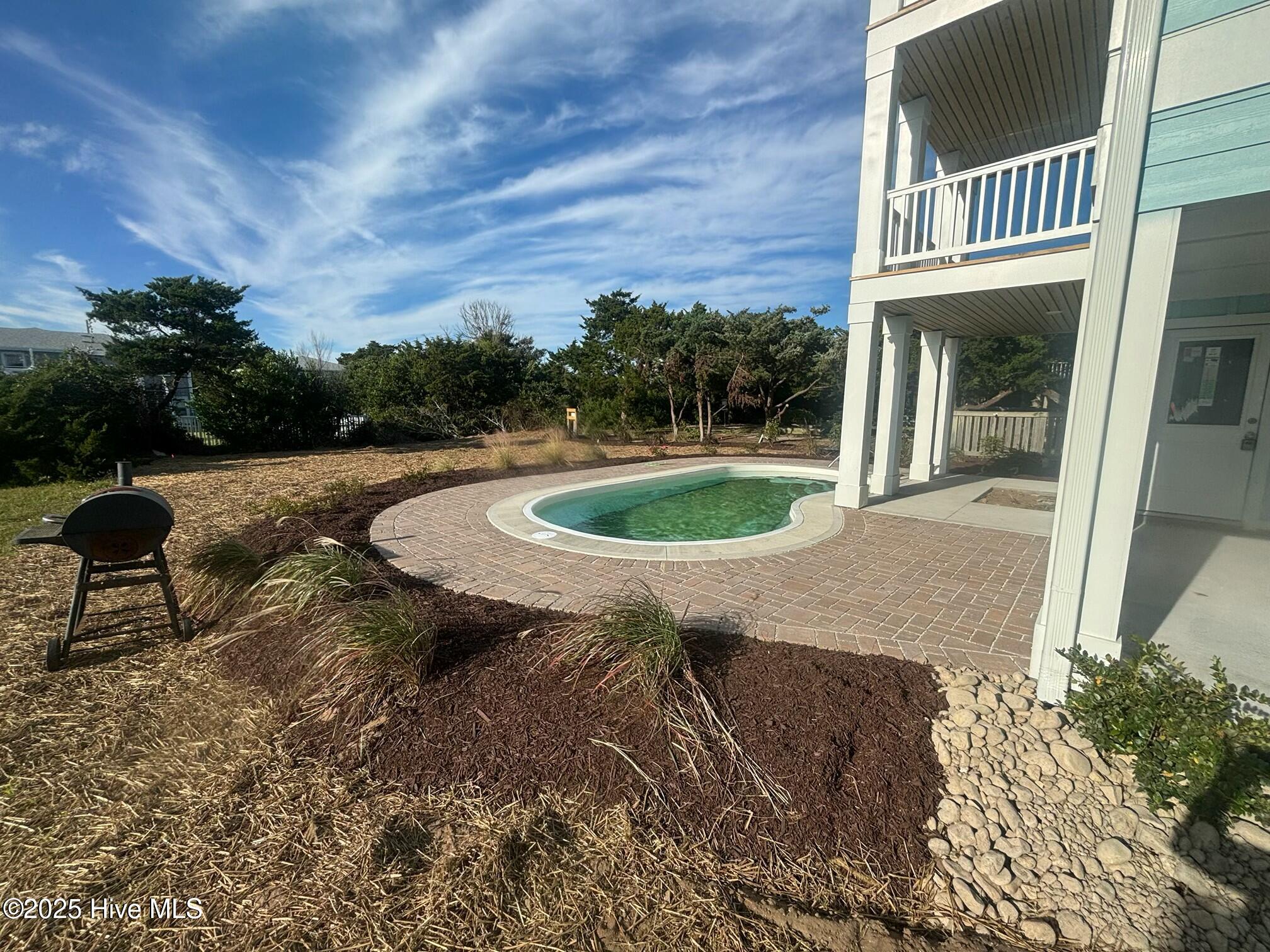 408 S Anderson Boulevard . .