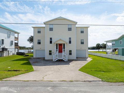 A home in Sneads Ferry