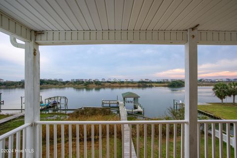 A home in Sneads Ferry