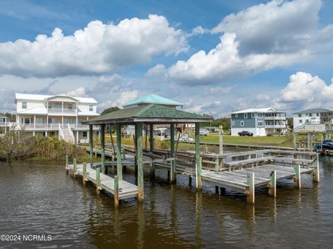 A home in Sneads Ferry