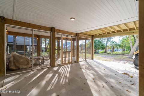 A home in Oak Island