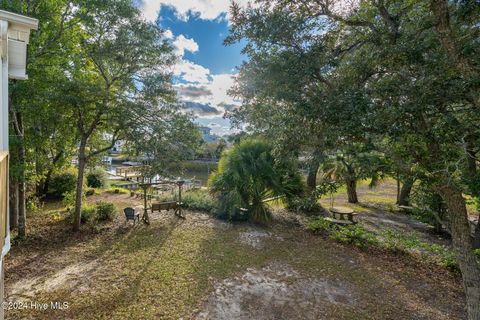 A home in Oak Island