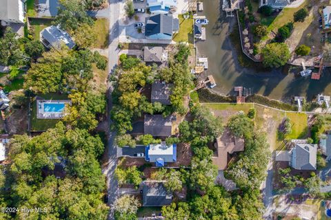 A home in Oak Island