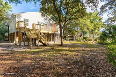 A home in Oak Island