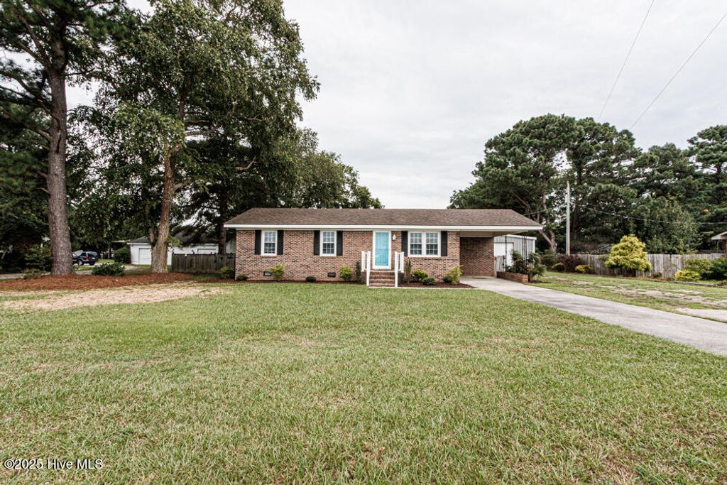 Photo of 10690 Us 64 Alt, Rocky Mount, NC 27801 (MLS # 100525069)