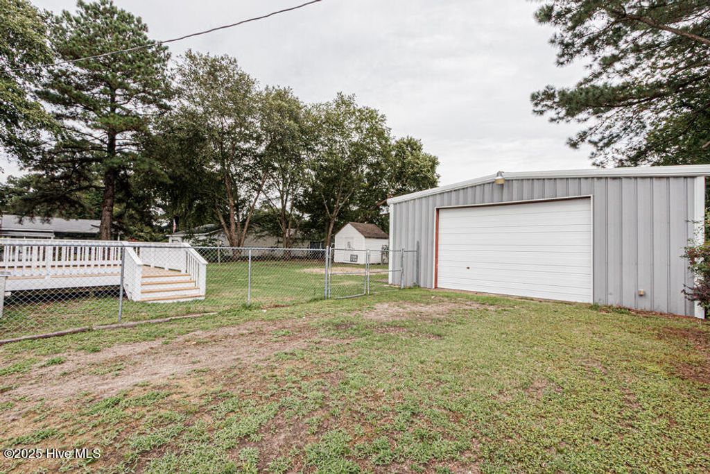 Photo of 10690 Us 64 Alt, Rocky Mount, NC 27801 (MLS # 100525069)