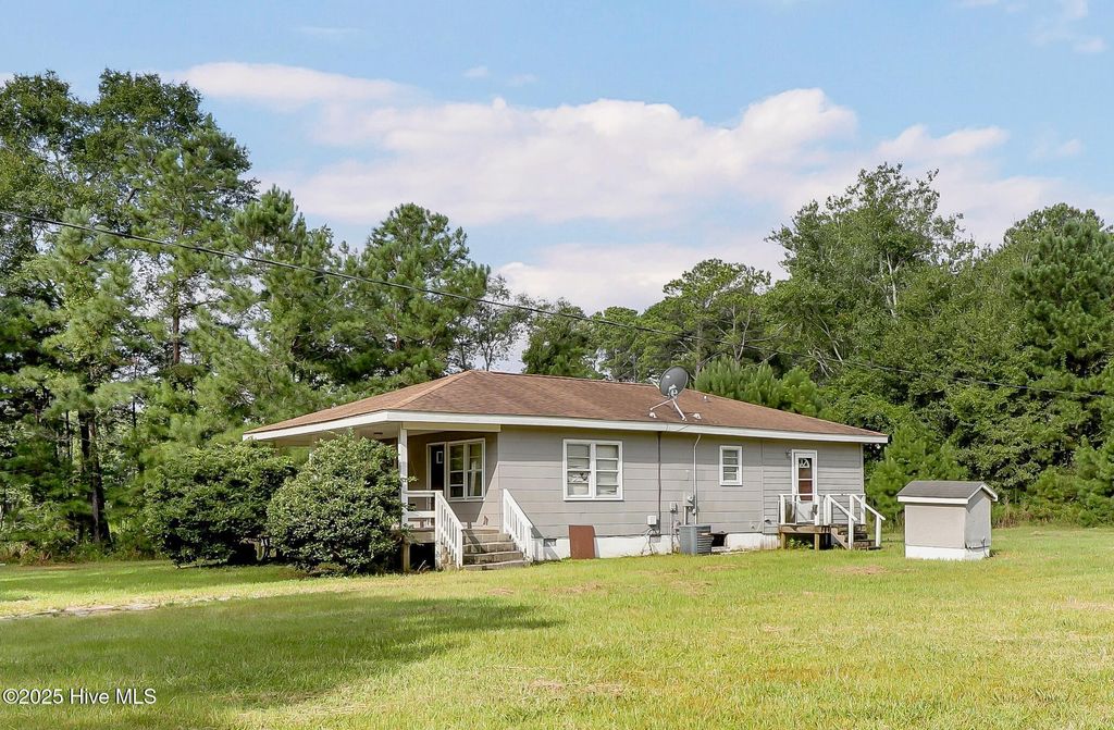 Photo of 270 Demps Road, Hampstead, NC 28443 (MLS # 100524666)