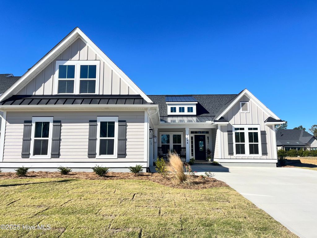 Photo of 7366 Foxbriar Drive, Leland, NC 28451 (MLS # 100522532)