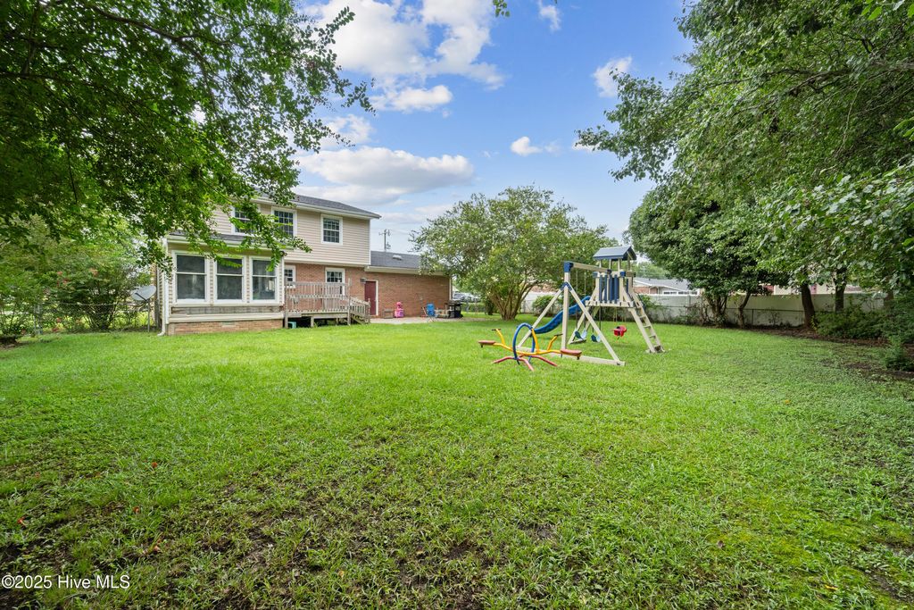 Photo of 109 E Doris Avenue, Jacksonville, NC 28540 (MLS # 100524316)