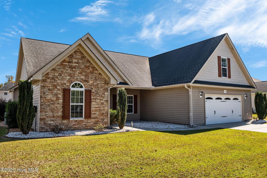 Photo of 2459 Kodiak Drive, Winterville, NC 28590 (MLS # 100537704)