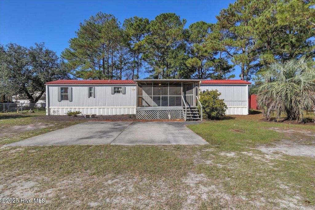 Photo of 2387 Jolly Roger Drive SW, Supply, NC 28462 (MLS # 100536765)