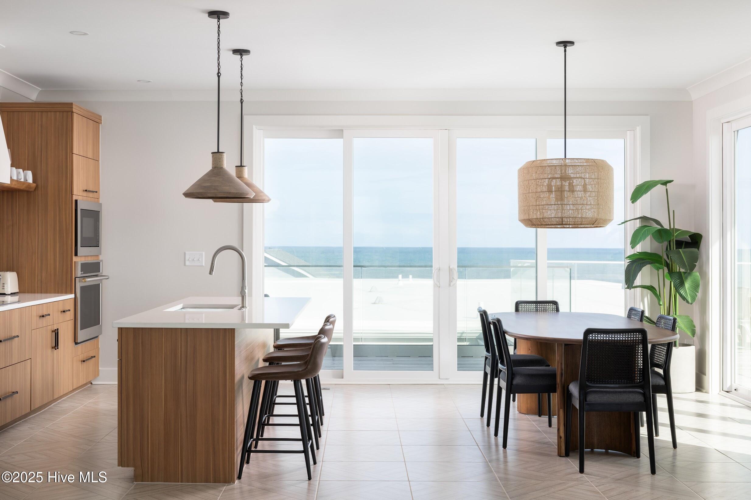 1800 Canal Drive 401