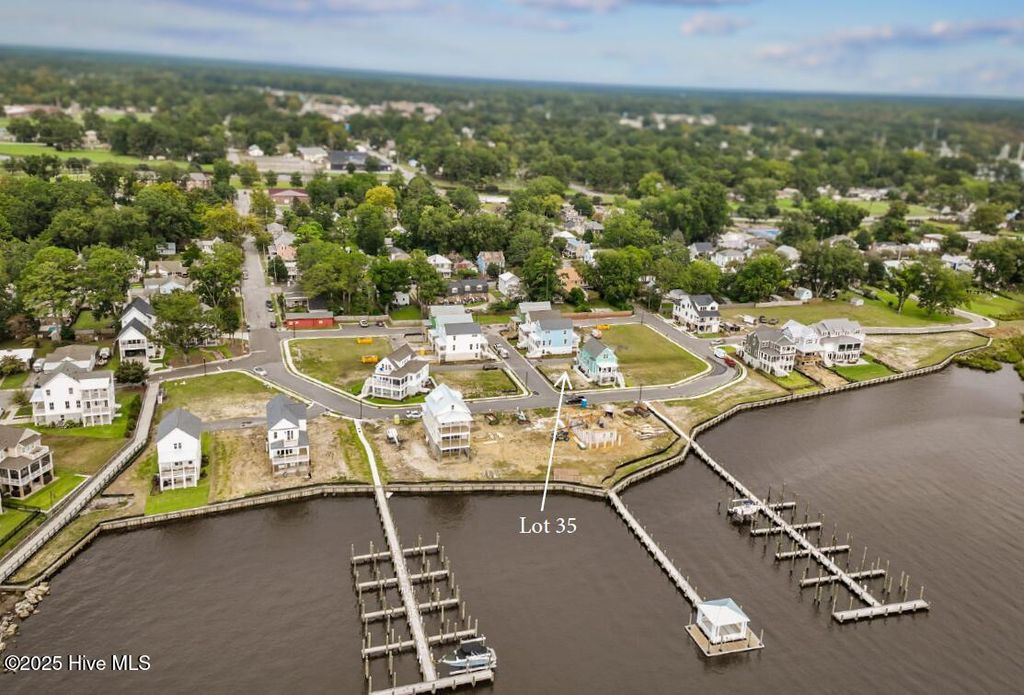 Photo of 602 Front Street, Washington, NC 27889 (MLS # 100487556)