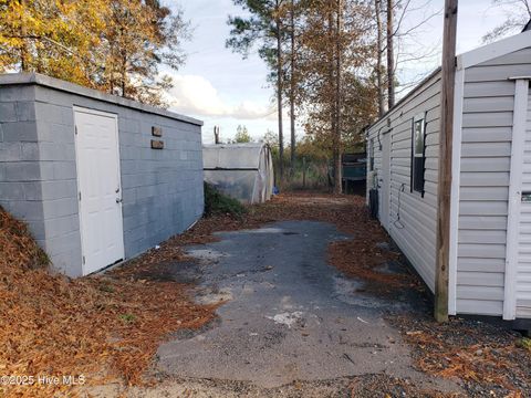 A home in Lake Waccamaw