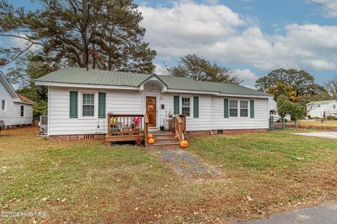 A home in Mount Olive