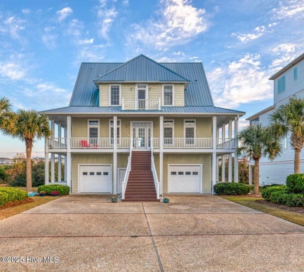 Photo of 4 Sailview Drive, North Topsail Beach, NC 28460 (MLS # 100536895)