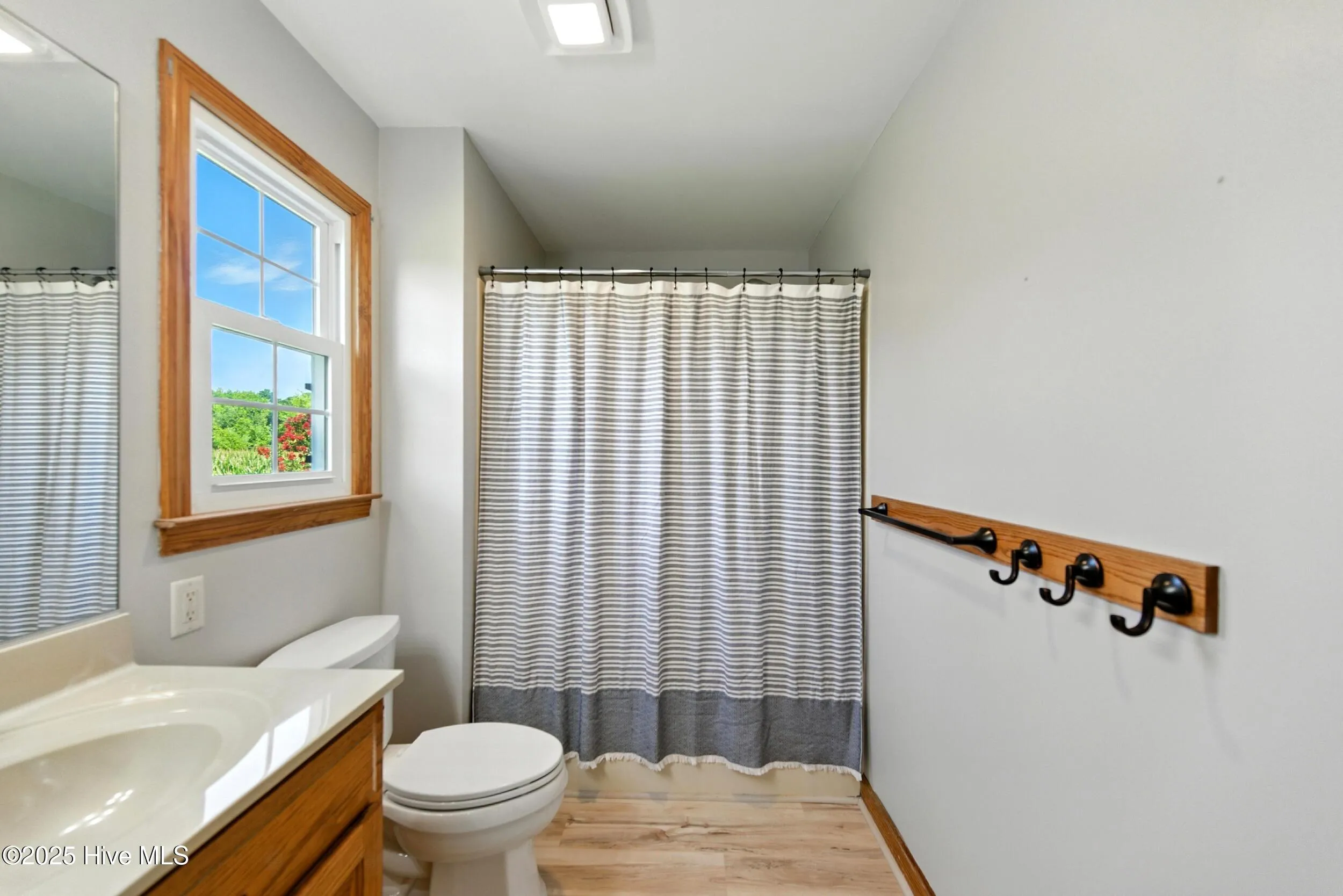 Camden, North Carolina 27921, United States, 3 Bedrooms Bedrooms, ,3 BathroomsBathrooms,Residential,Active,178074