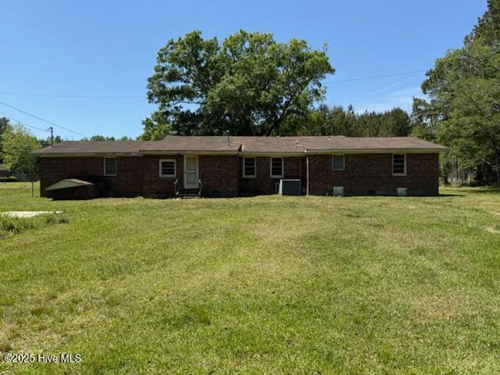 Photo of 350 Randolphville Road NE, Bolivia, NC 28422 (MLS # 100491209)