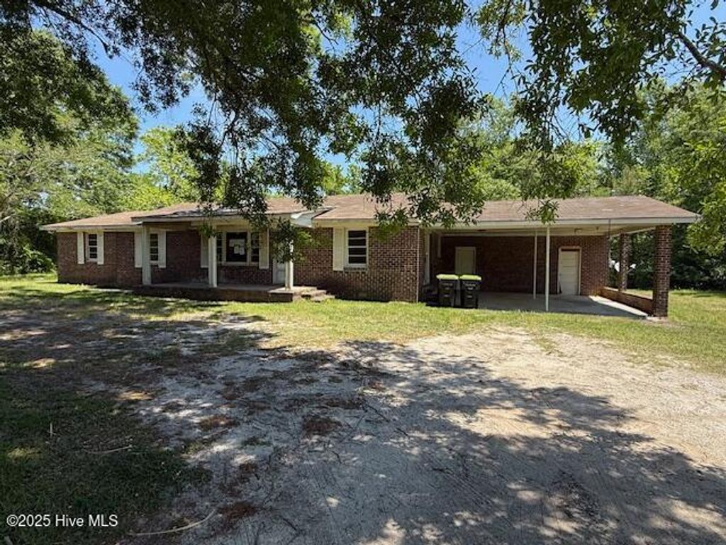 Photo of 350 Randolphville Road NE, Bolivia, NC 28422 (MLS # 100491209)