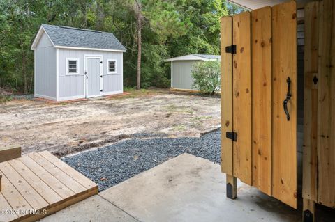 A home in Oak Island