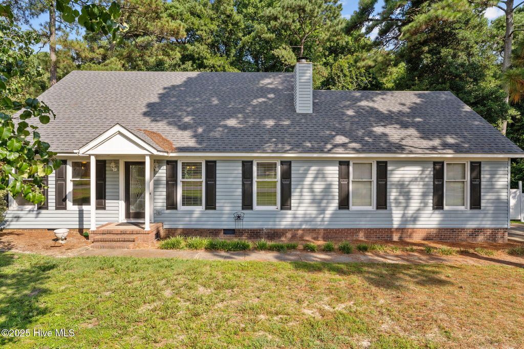Photo of 108 Ridge Runner Drive, Goldsboro, NC 27530 (MLS # 100519464)