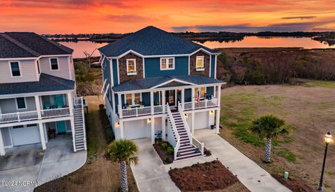 A home in Holly Ridge