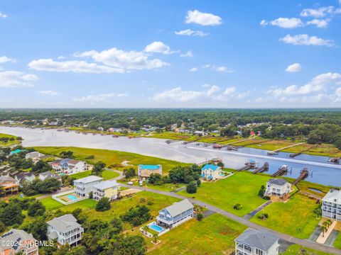 A home in Holden Beach