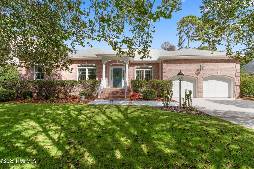 Photo of 4268 Loblolly Circle SE, Southport, NC 28461 (MLS # 100535086)