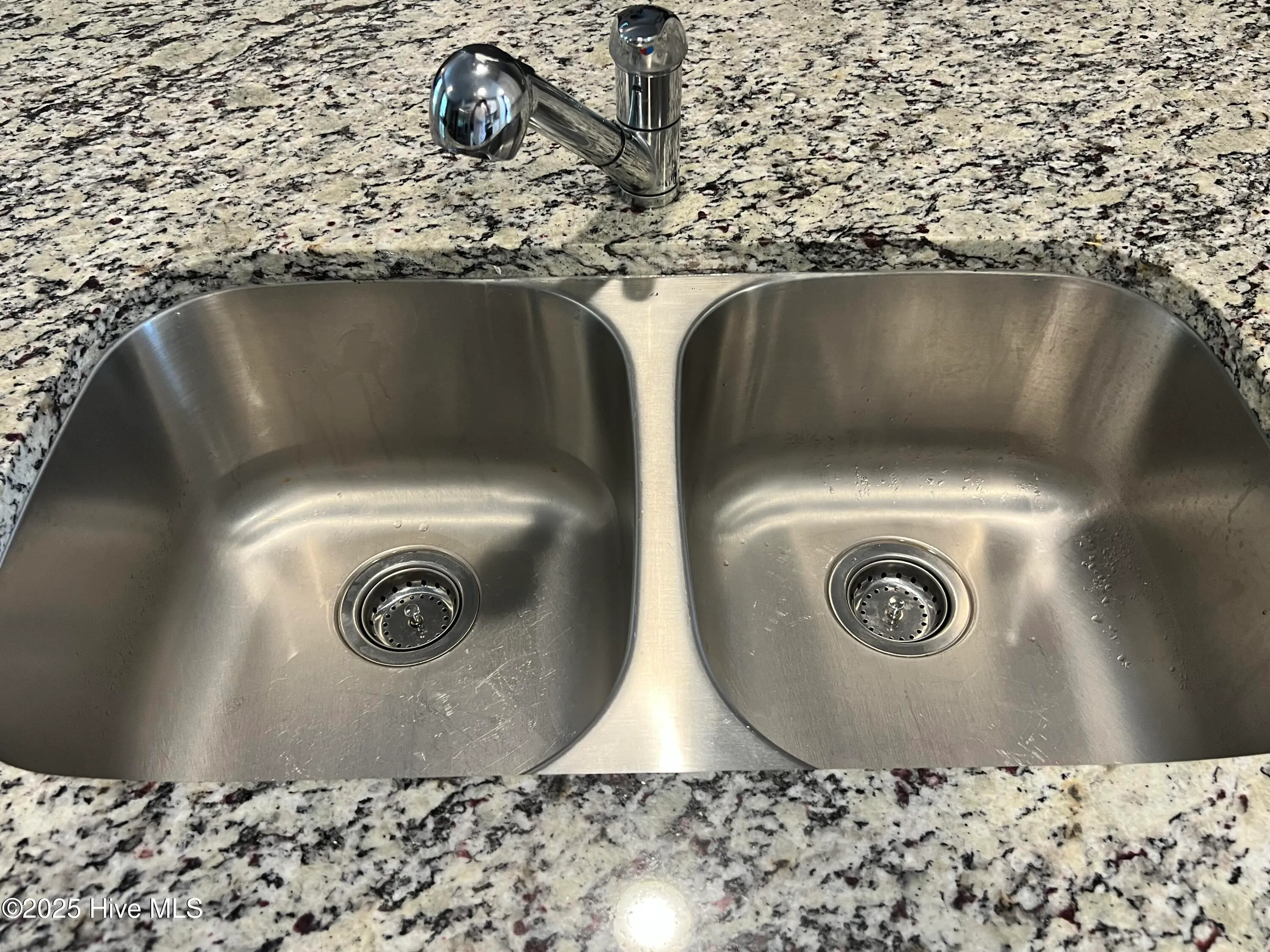 Goldsboro, North Carolina 27530, United States, 3 Bedrooms Bedrooms, ,2 BathroomsBathrooms,Residential,Active,119470