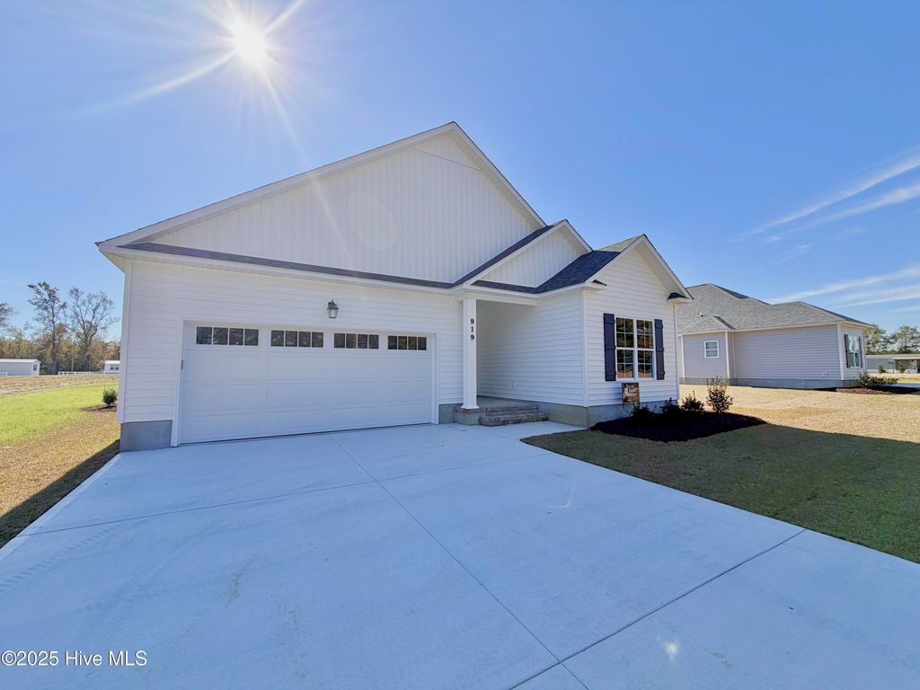 Photo of 919 Albrittons Road, Kinston, NC 28504 (MLS # 100515030)