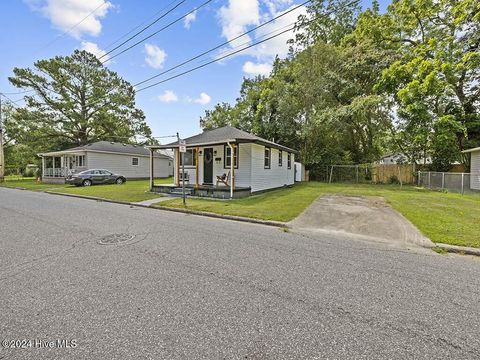 A home in Elizabeth City