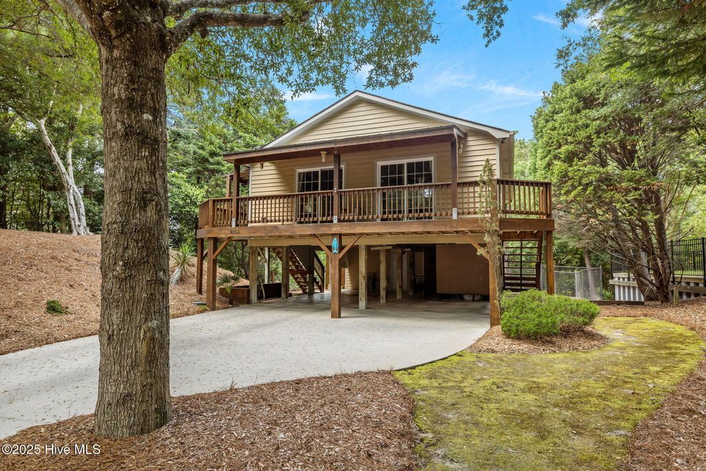Photo of 9260 Osprey Ridge Drive, Emerald Isle, NC 28594 (MLS # 100543162)
