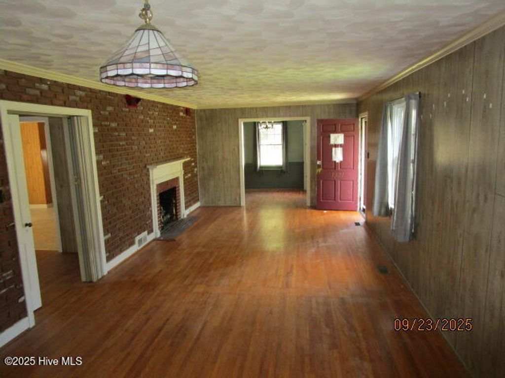 Photo of 1321 N Williams Circle, Elizabeth City, NC 27909 (MLS # 100538879)