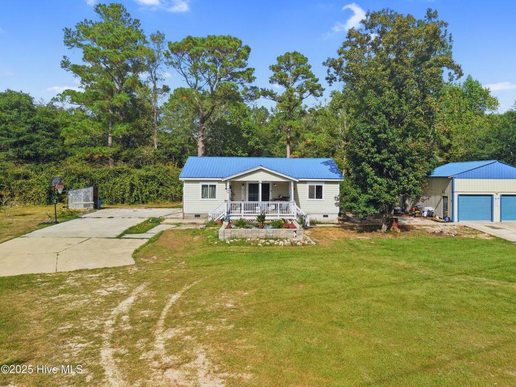 Photo of 490 Vineyard Landing Road SE, Bolivia, NC 28422 (MLS # 100534083)