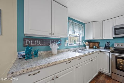 Tiny photo for 618 Creek Drive, Hampstead, NC 28443 (MLS # 100535152)