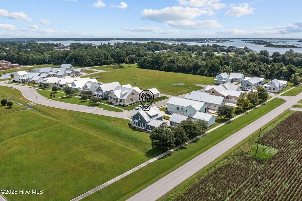 Photo of 209 Villagers Way, Swansboro, NC 28584 (MLS # 100525037)