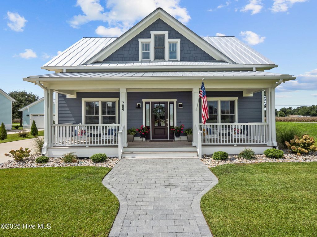 Photo of 209 Villagers Way, Swansboro, NC 28584 (MLS # 100525037)